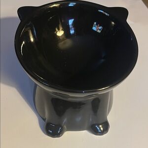 Super cool ceramic cat bowl